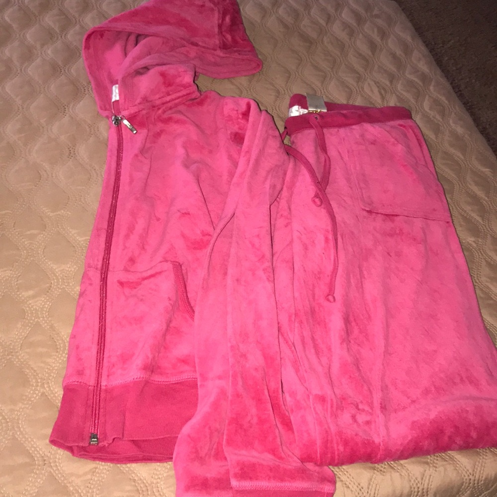 Pink velour set